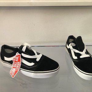 Classic Vans in Black NWT
